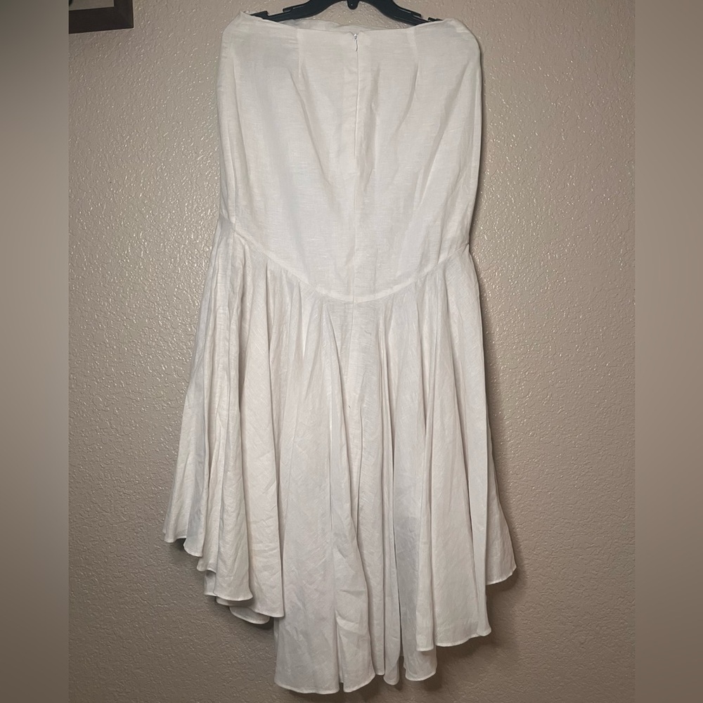 Vanessa Riley Chic White High-Low Skirt - Picture 2 of 6